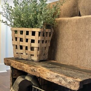 Meet your Posher, Angeles